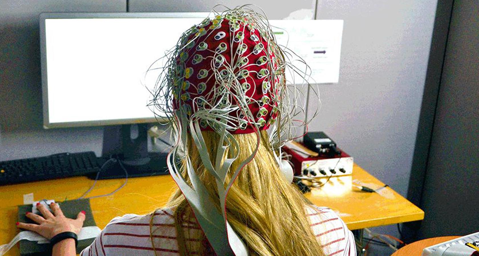 análisis de ondas cerebrales prueba de psicología del diseño